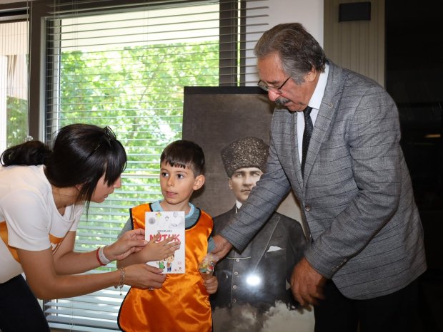 Kapadokya Anaokulu Öğrencileri Belediye Başkanımız Sn. Mustafa Kenan Sarıtaş’ı Ziyaret Etti