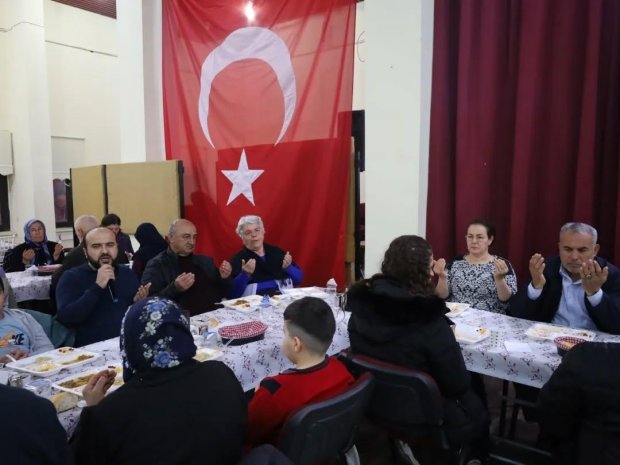 Ramazan soframızda vatandaşlarımız ile bir araya gelmeye devam ediyoruz.