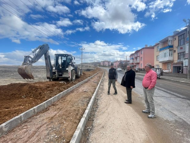 PAZAR GÜNÜ SAHADA İŞ KONTROLÜ VE VATANDAŞLARLA GÖNÜL SOHBETİ