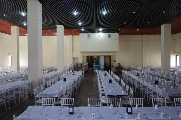 Belediye Başkanımız Sayın Mustafa Kenan Sarıtaş, Ramazan ayı dolayısıyla belediye toplantı salonunda vatandaşlarımıza verilecek iftar yemeği hazırlıklarını yerinde inceleyerek yürütülen çalışmaları kontrol etti.