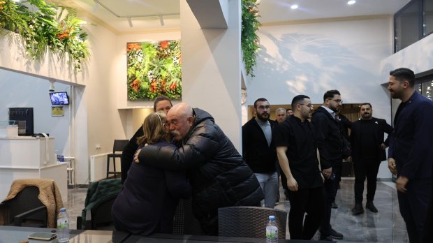 Belediye Başkanımız, Avanos’un yetiştirdiği değerli sinema sanatçısı hemşehrimiz Sayın Dr. Ercan Kesal ile ilçemizde çekimlerine başlanan Kıyıdaki Gölge filminin set ekibini belediyemiz Sosyal Tesislerinde ağırladı.