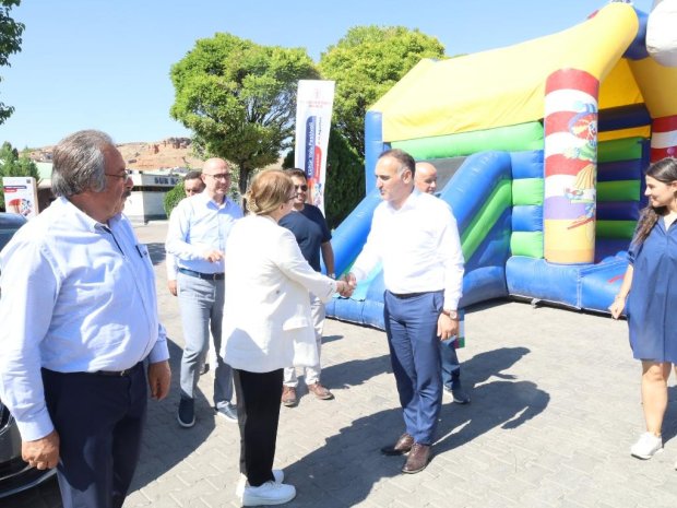 Kültür ve Turizm Bakanlığı Kütüphaneler ve Yayımlar Genel Müdürü Taner Beyoğlu, Belediye Başkanımız Mustafa Kenan Sarıtaş ile birlikte Eski Avanos Lisesinde incelemelerde bulundu.