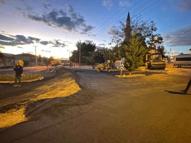 Orta Mahalle Atatürk Caddesinde Asfalt Çalışması Tamamlandı