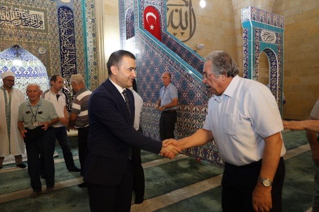 15 TEMMUZ DEMOKRASİ VE MİLLÎ BİRLİK GÜNÜ'NDE AZİZ ŞEHİTLERİMİZ DUALARLA YÂD EDİLDİ