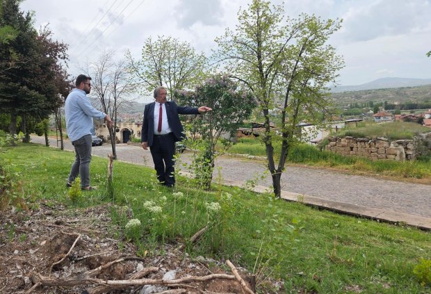 İLÇEMİZİN DÖRT BİR YANINDA ÇALIŞMALARIMIZ ARALIKSIZ DEVAM EDİYOR