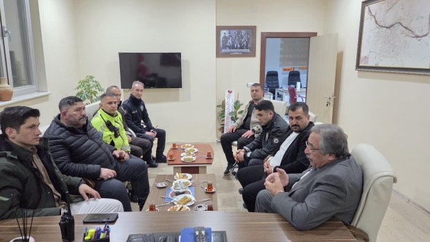 Belediye Başkanımız Sayın Mustafa Kenan Sarıtaş, Türk Polis Teşkilatının 181. kuruluş yıl dönümü ve Polis Haftası dolayısıyla Avanos Mehmet Halaç Polis Merkezi Amirliği’ni ziyaret etti.