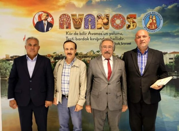 Prof.Dr. İsmail Altınöz ve Şevki Gedik Belediye Başkanımız Mustafa Kenan Sarıtaş'ı makamında ziyaret ettiler.