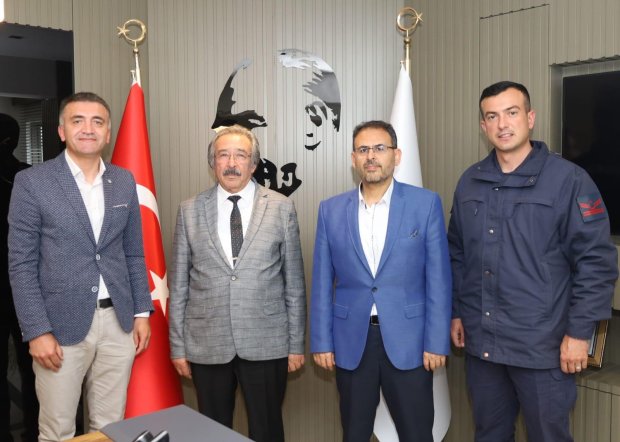 Belediye Başkanımız Sn Mustafa Kenan Sarıtaş'a Hayırlı Olsun Ziyaretleri Devam Ediyor.