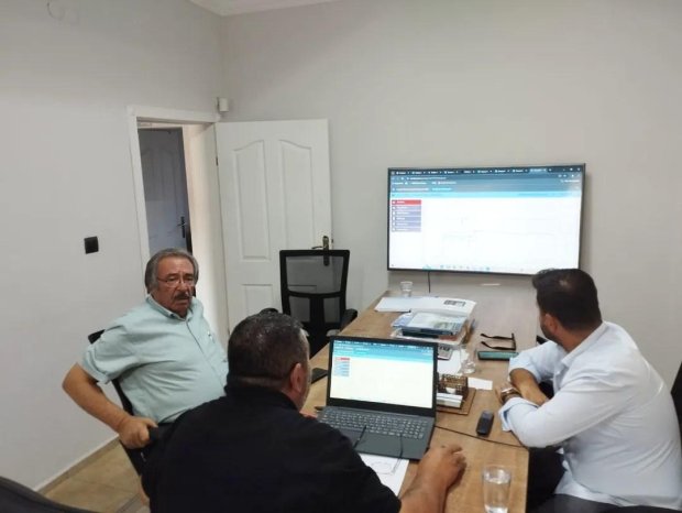 Belediye Başkanımız Mustafa Kenan SARITAŞ, ilçemiz içmesuyu hattında yaşanan sıkıntıları kalıcı olarak çözmek için çalışma başlatıyor.