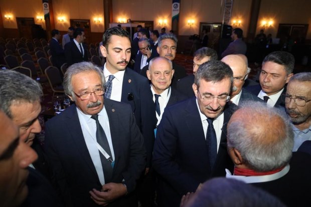 Belediye Başkanımız Sayın Mustafa Kenan Sarıtaş “Uluslararası Jeotermal Yatırımcılar Zirvesi”ne katıldı.