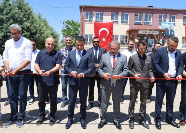 Belediye Başkanımız Ayhanlar İlkokulu Tarafından Hazırlanan Yıl Sonu Etkinliğine Katılım Sağladı.