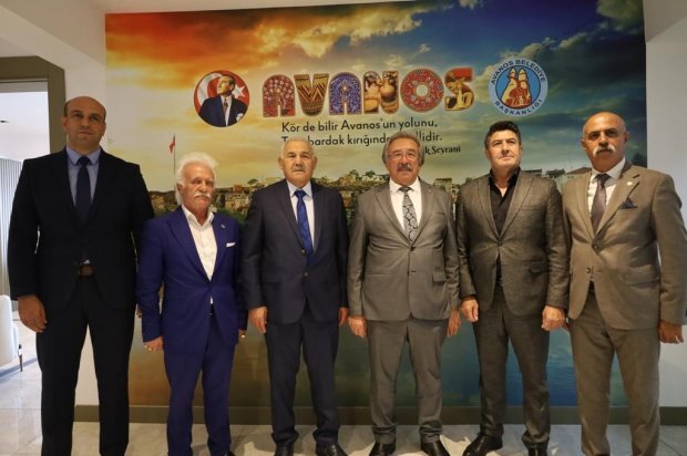 Ahilik Haftası münasebetiyle, Nevşehir Esnaf ve Sanatkârlar Odaları Birliği Başkanı Sayın Mehmet Pınarbaşı, Nevşehir Esnaf ve Sanatkârlar Kredi Kefalet Kooperatif Başkanı Sayın Erdoğan Korkmaz ve Avanos Esnaf ve Sanatkârlar Odası Başkanı Sayın Osman Yetiş