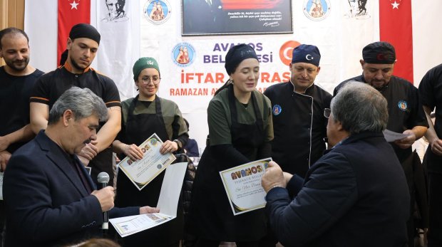 BELEDİYEMİZİN GELENEKSEL İFTAR PROGRAMINDA BİRLİK VE BERABERLİK SOFRASI