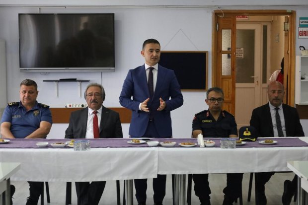 Avanos’ta kurumlar arası resmi bayramlaşma programı gerçekleştirildi