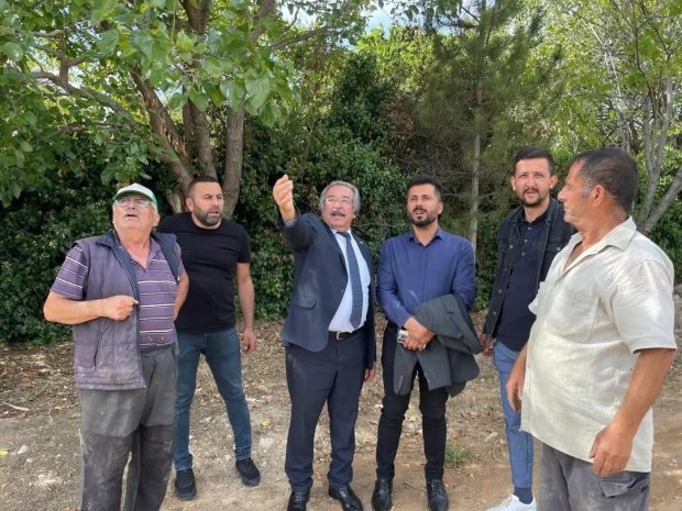 Köybağı, Sarıkaya, Abdalüstü, Çayyüzü ve Kayabaşı mevkilerine ve geniş bir yöreyi kapsayacak alana 3 adet trafo merkezi ile 180 adet aydınlatma direği bulunan enerji ve aydınlatma şebekesi yapımına başlanmıştır.