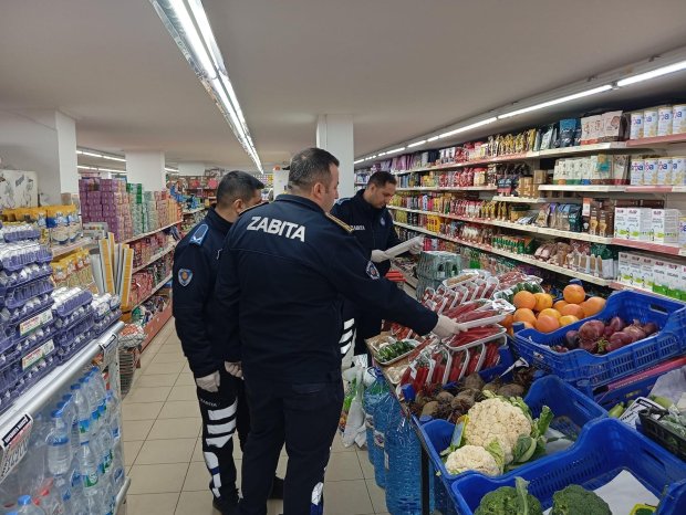 Zabıta Ekiplerimiz İlçemizde Faaliyet Gösteren İşyerlerini Denetledi