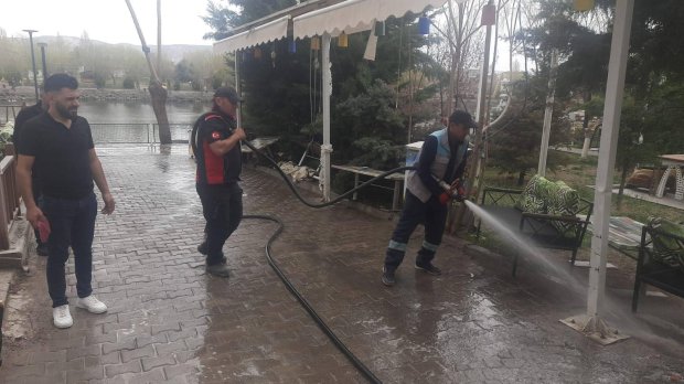 Ramazan Bayramı Öncesi Avanos'un Genelinde Temizlik Çalışması Gerçekleştirildi.