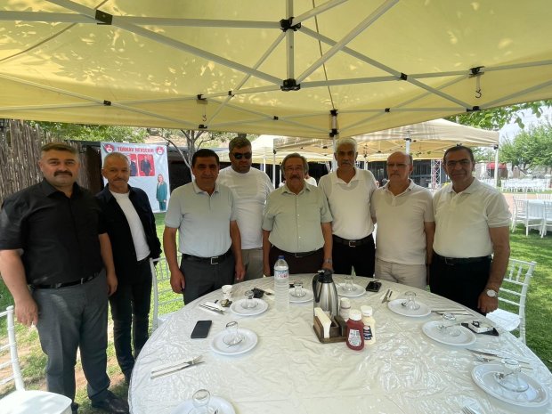 Belediye Başkanımız Sayın Mustafa Kenan Sarıtaş, TÜRKAV Türkiye Kamu Çalışanları Kalkındırma ve Dayanışma Vakfı Nevşehir Şubesi tarafından düzenlenen programa katıldı.