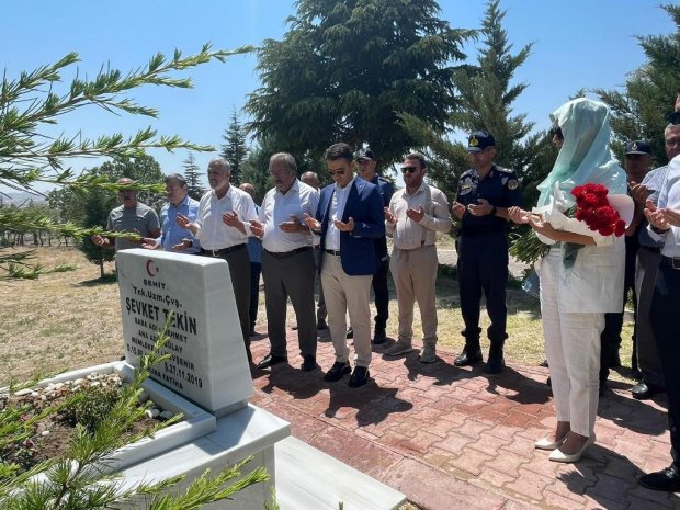 15 Temmuz Demokrasi ve Millî Birlik Günü dolayısıyla ilçemizde şehitlik ziyareti gerçekleştirildi.