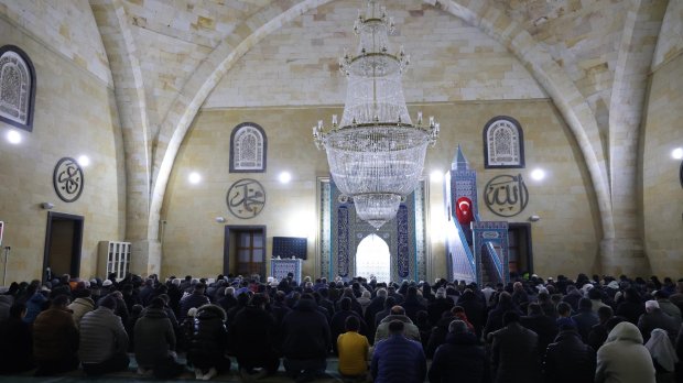MİRAÇ KANDİLİ’NDE HEMŞEHRİLERİMİZLE GÖNÜL BİRLİĞİ