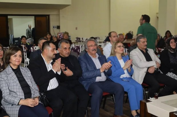 Bolluğu, bereketi ve rahmeti ile gelen Ramazan-ı Şerifte bir arada orucumuzu açmaya devam ediyoruz.