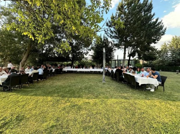 Belediye Başkanımız, Diyarbakır Vali Yardımcılığına atanan Avanos Kaymakamımız Aziz Gölbaşı için düzenlenen veda yemeğine katıldı.