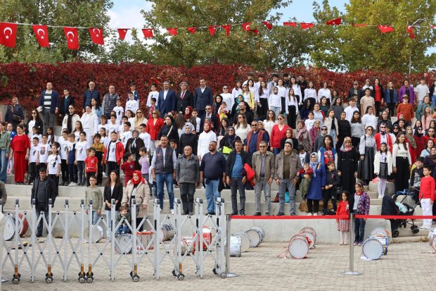 Cumhuriyet Bayramı Avanos’ta Coşkuyla Kutlandı