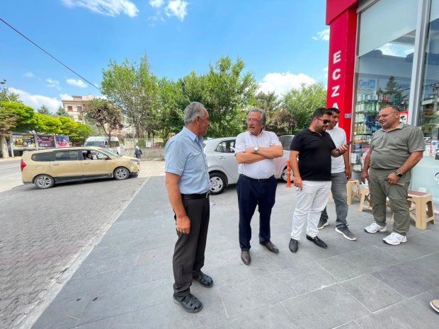 BELEDİYE BAŞKANIMIZ SAYIN MUSTAFA KENAN SARITAŞ’TAN ENTEGRE HASTANE ÇEVRESİNDEKİ ESNAF VE ECZANELERE ZİYARET