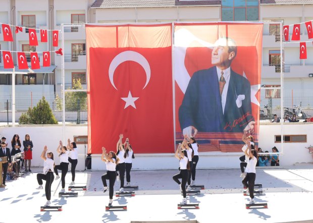 29 Ekim Cumhuriyet Bayramı Avanos'ta coşkuyla kutlandı.