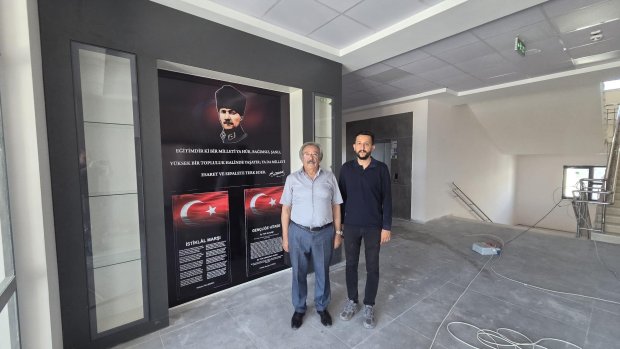 16 DERSLİKLİ YENİ KIZ MESLEKİ VE TEKNİK ANADOLU LİSEMİZ