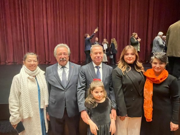 MUSTAFA GÜRAY TÜYSÜZ’E KÜLTÜR VE TURİZM BAKANLIĞI’NDAN “YAŞAYAN İNSAN HAZİNELERİ – YAŞAYAN MİRAS MÜZESİ” ÖZEL ÖDÜLÜ