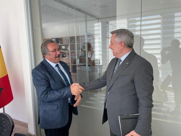 Belediye Başkanımız Mustafa Kenan SARITAŞ, Moldova Cumhuriyeti Ankara Büyükelçisi Dmitri Croitor' u konsolosluk makamında ziyaret etti