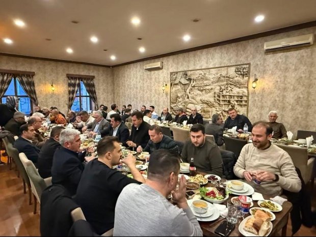 Belediye Başkanımız Sn. Mustafa Kenan Sarıtaş, MHP Nevşehir İl Başkanlığı tarafından düzenlenen “Bereket Sofrasında, Gönül Birlikteliği” iftar yemeğine katıldı.
