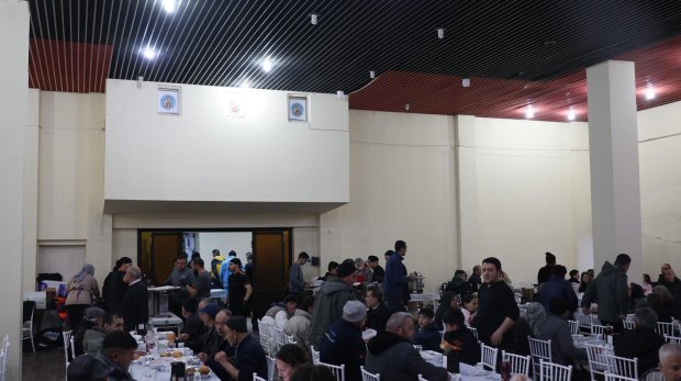 GELENEKSEL İFTAR SOFRAMIZDA İLK ORUÇ BİRLİKTE AÇILDI