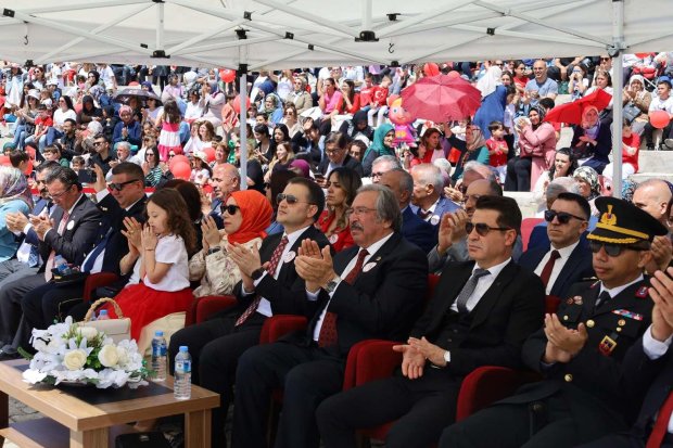 23 Nisan Ulusal Egemenlik ve Çocuk Bayramı Avanos’ta Coşkuyla Kutlandı