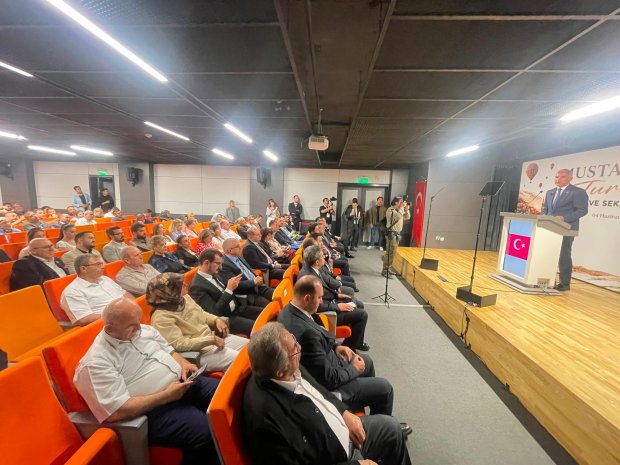 KÜLTÜR VE TURİZM BAKANIMIZ SAYIN MEHMET NURİ ERSOY MUSTAFAPAŞA’DA ZİYARET VE TEMASLARDA BULUNDU