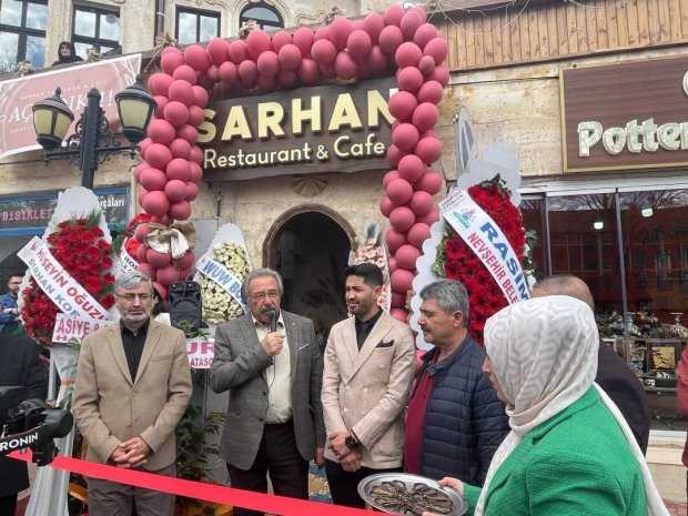 Belediye Başkanımız Sn. Mustafa Kenan Sarıtaş, Sarhan Alacarte Restaurant’ın açılış törenine katılarak açılışını gerçekleştirdi.