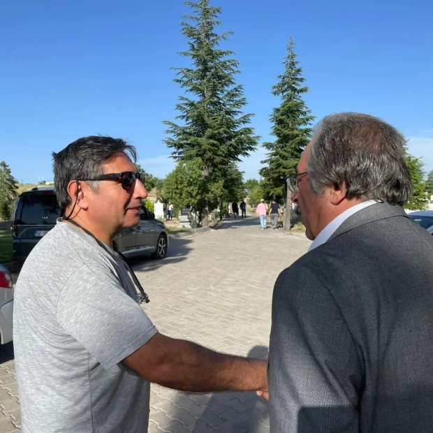 Belediye Başkanımız Avanos Kabristanlığını Ziyaret Ederek Vatandaşlarla Bayramlaştı