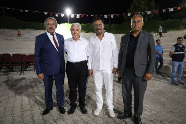 Avanos Amatör Türk Sanat Müziği Korosu Birbirinden Güzel Eserlerle Gönülleri Mest Etti