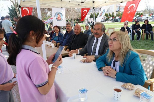 Hıdırellez Şenliği, belediyemizin organizasyonuyla yoğun ilgi ve katılımla coşkulu bir şekilde gerçekleştirildi.