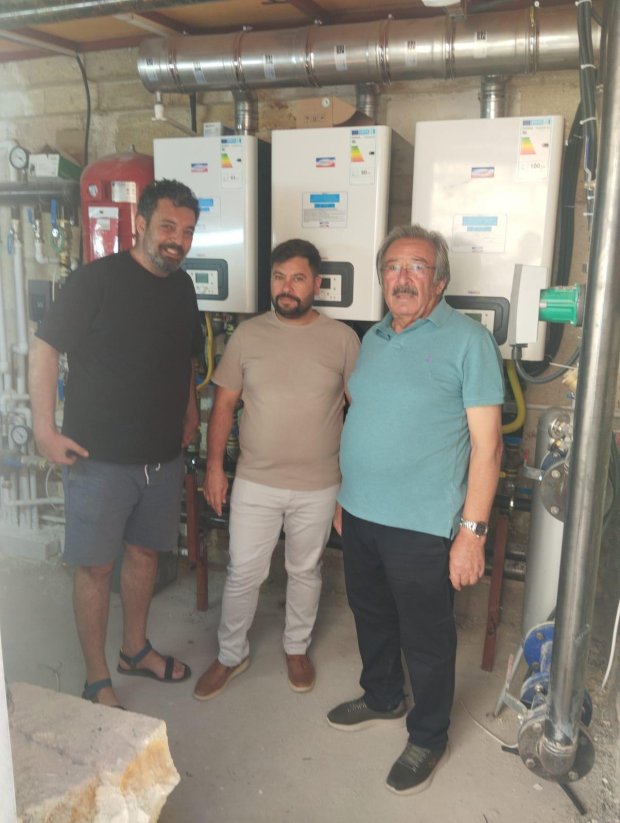 Belediye Başkanımız Sayın Mustafa Kenan Sarıtaş, belediyemize ait olan ve tadilat çalışmaları tamamlanarak yakın zamanda faaliyete geçecek olan Alaaddin Hamamı’nda incelemelerde bulundu.
