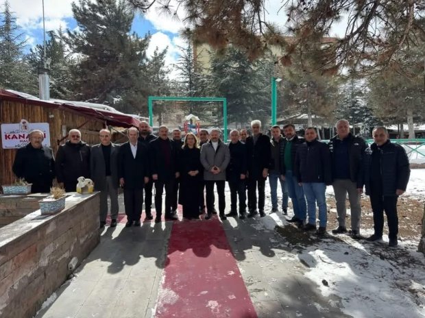 TBMM MHP Grup Başkanvekili ve Nevşehir Milletvekilimiz Sn. Prof. Dr. Filiz Kılıç ile birlikte MHP Nevşehir İl Başkanımız Sn. Adnan Doğu İlçe ve Belde Belediye Başkanlarımızla bir araya gelerek verimli bir toplantı gerçekleştirdik.