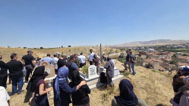 BELEDİYE BAŞKANIMIZ SAYIN MUSTAFA KENAN SARITAŞ, PELTEKLENMEZ AİLESİNİN ACISINI PAYLAŞTI