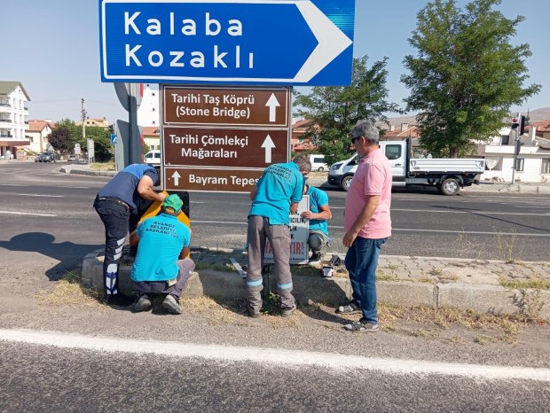 Tarihi ve Kültürel Değerlerimizi Gösteren Yön Tabelaları İlçemizin Girişlerine Yerleştirildi