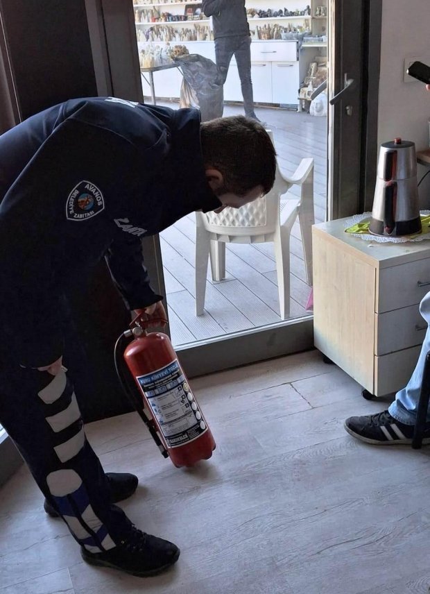 Belediyemiz Zabıta Müdürlüğü ekipleri, ilçemiz genelindeki işyerlerinde denetim çalışmaları yapıyor.
