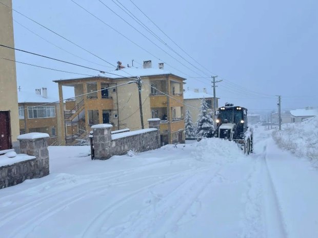 Hemşehrilerimizin ulaşım güvenliği için tüm ekiplerimizle sahadayız.