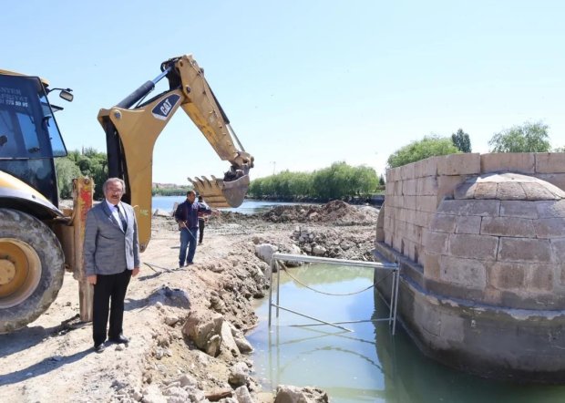Taş Köprü Restorasyon Süreci Yeniden Başladı
