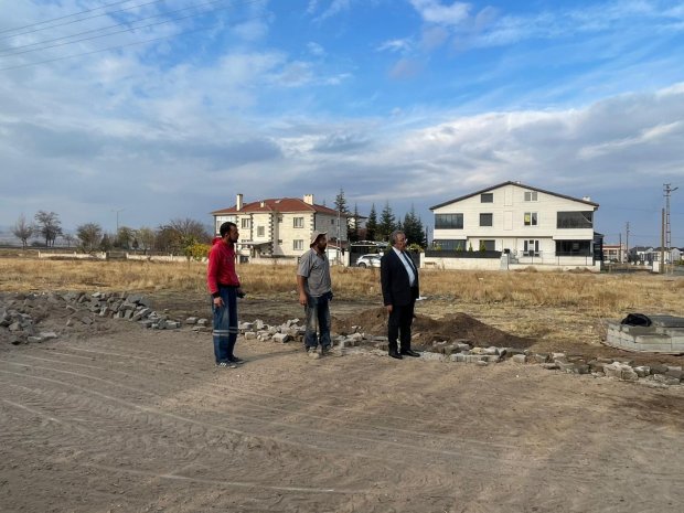 Belediye Başkanımız Sayın Mustafa Kenan Sarıtaş, belediyemiz ekiplerinin sahada yürüttüğü çalışma alanlarını ziyaret ederek, incelemelerde bulundu.