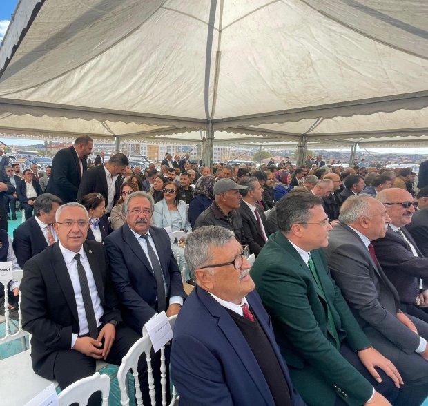 Dünya'nın ve Türkiye’nin en büyük Cemevi olma özelliğini taşıyan Horasan Erenleri Dergahı Cemevi’nin 1. Etap Açılışı Gerçekleştirildi