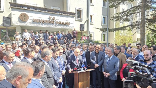 EMNİYET GENEL MÜDÜRLÜĞÜ GÖREVİNE ATANAN NEVŞEHİR VALİMİZ SAYIN ALİ FİDAN İÇİN UĞURLAMA PROGRAMI DÜZENLENDİ